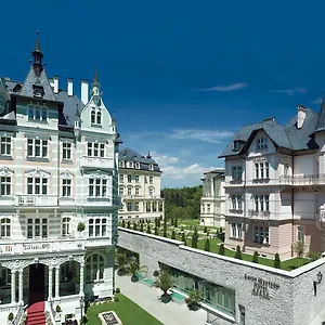 מלון Savoy Westend, קרלובי וארי